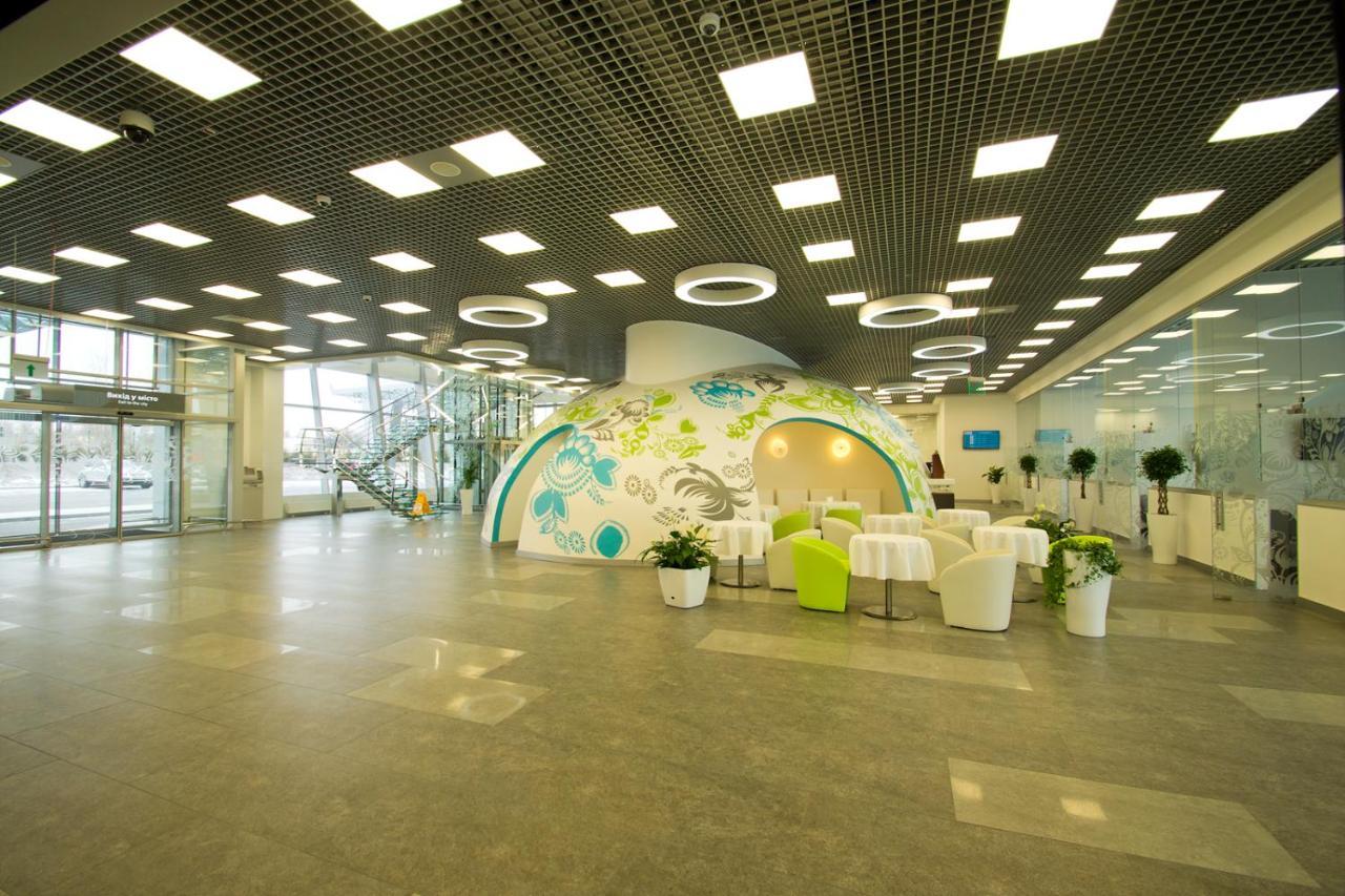 Terminal B Hotel Kijev Kültér fotó